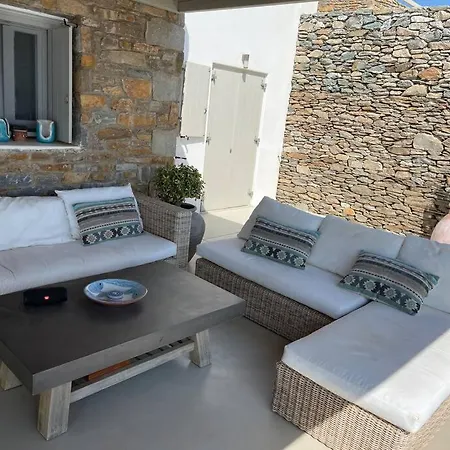 Villa Beachfront With Swimming Pool *